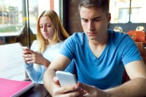 how to catch a cheater that deletes everything